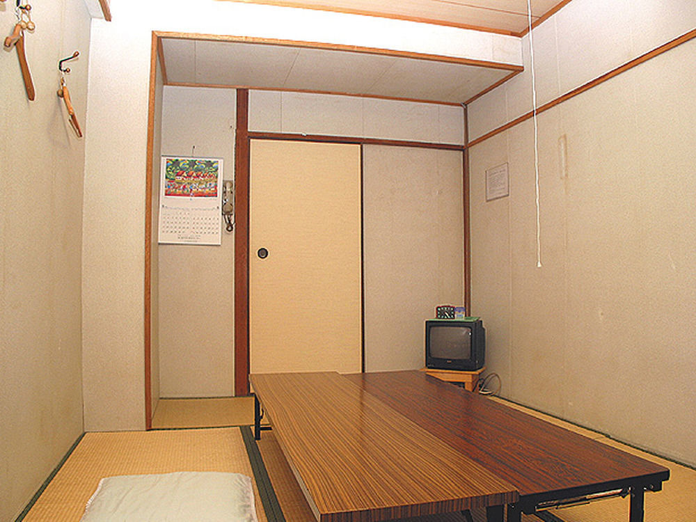 Kobe Student Youth Center Exterior photo